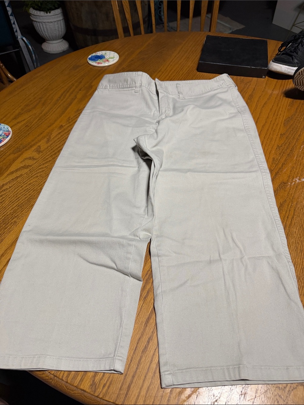 Women’s Wide-Leg Capris in Light Taupe